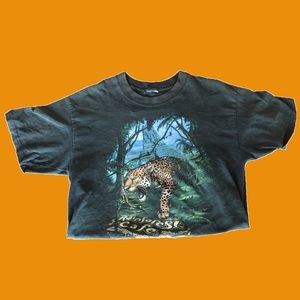 Vintage disney rainforest cafe tee